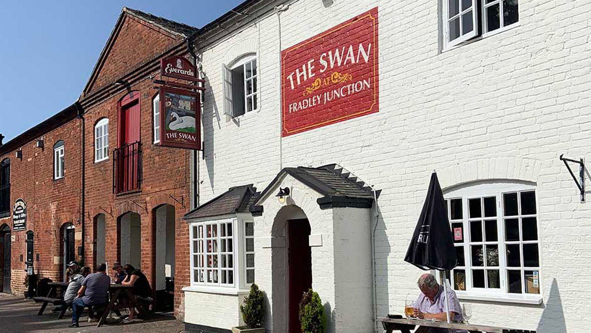 The Swan Fradley Junction